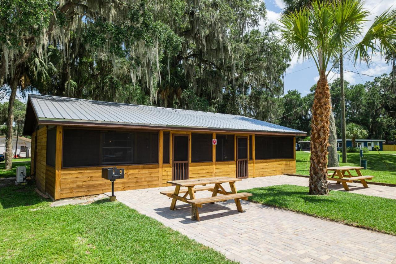 Idlewild Lodge And Rv Park Lake Panasoffkee Exterior foto